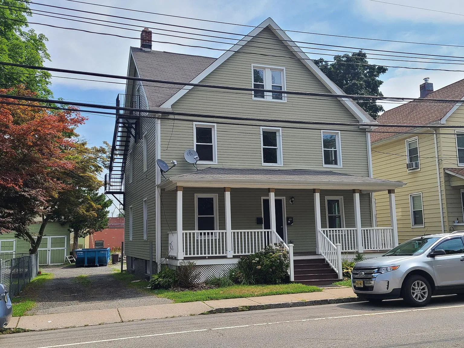 2 bed, $2,700 — Photo 1
