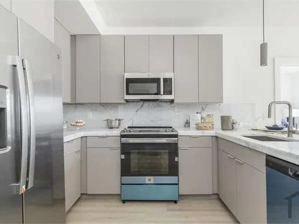 2709 Cecil B Moore Ave #402, Philadelphia, PA 19121