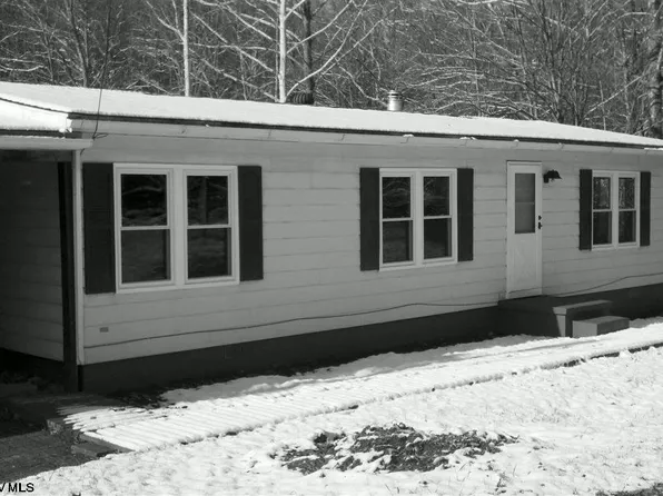 794 Bloody Run Rd, Morgantown, WV 26508