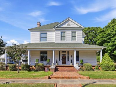 218 W College Street, Mount Olive, NC, 28365