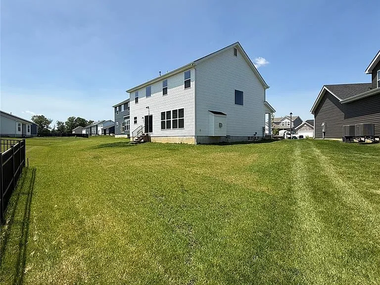934 Little Fieldstone Ct — Photo 2