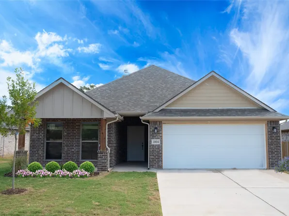 3904 Rose Hill Ct, Denison, TX 75020