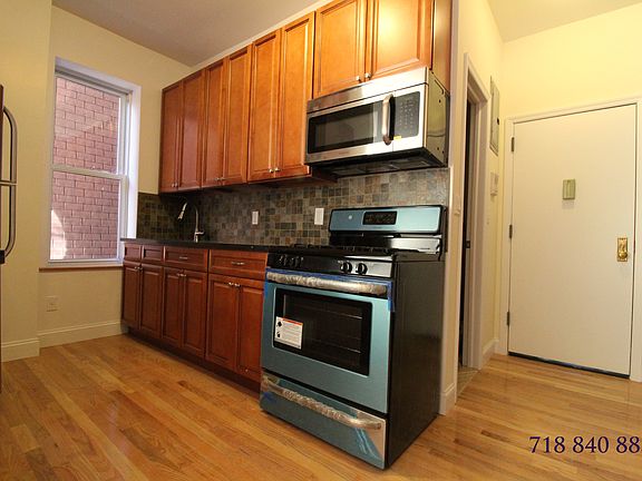 4th image of 71 Driggs Ave #22