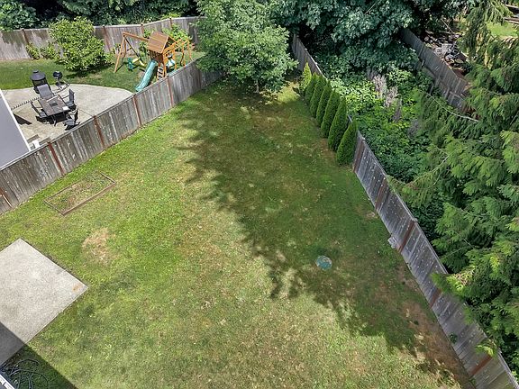 5th image of 5028 Madison Heights Ct SE