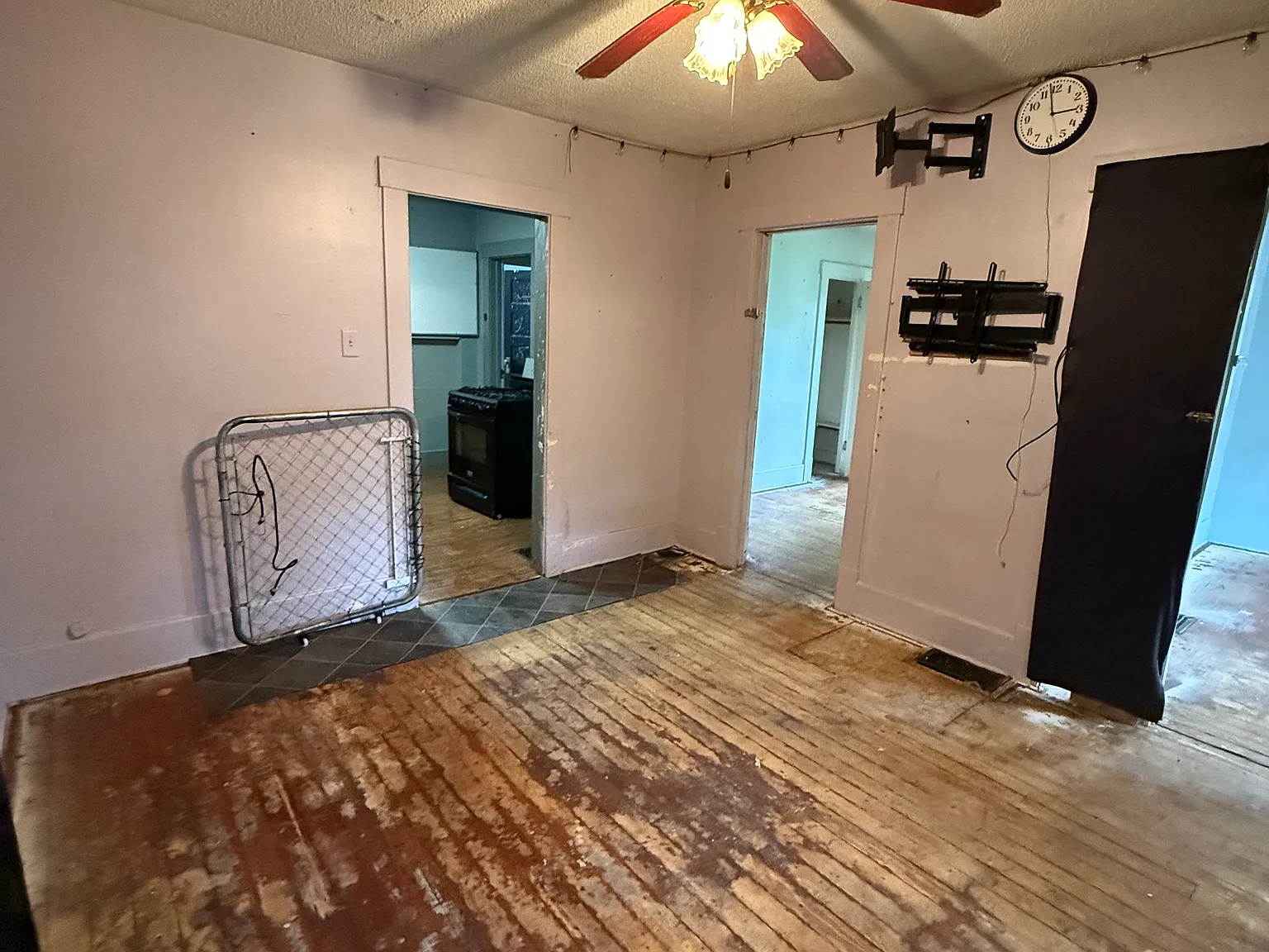 2 bed, 792 sqft, $825 — Photo 2