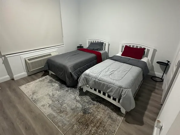 211 Baldwin Avenue image 6 of 15