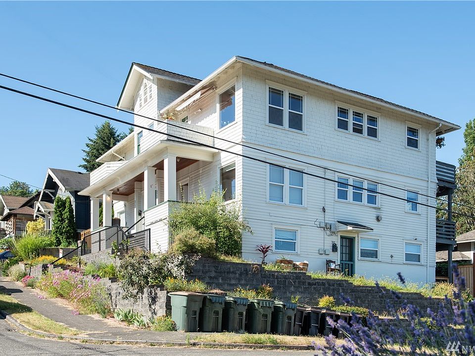 2nd image of 2731-2733 Nob Hill Ave N