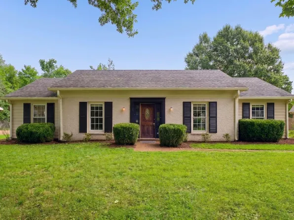 1006 Boxwood Dr, Franklin, TN 37069