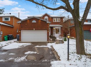 4362 Spinningdale Ct, Mississauga, ON L5M 3J9
