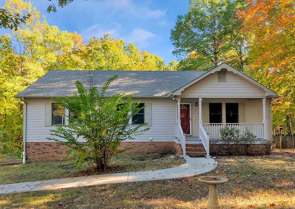 1st image of 83 Oak Hill Ln