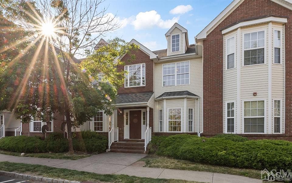1st image of 134 Forest Dr