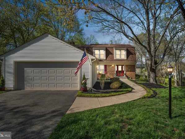 12005 Pebble Brooke Ct, Woodbridge, VA 22192