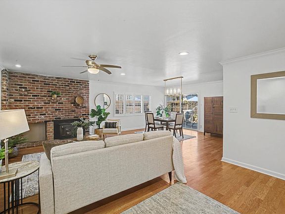 5th image of 481 S Orchard Avenue