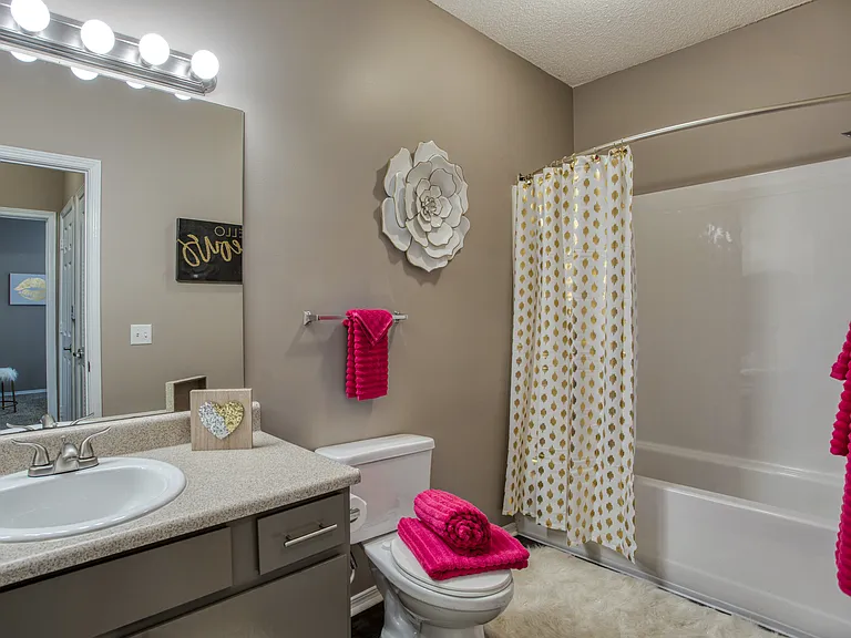 100 Huntley Apartment Dr — Photo 26