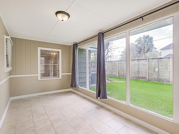 2nd image of 4613 Braeburn Dr
