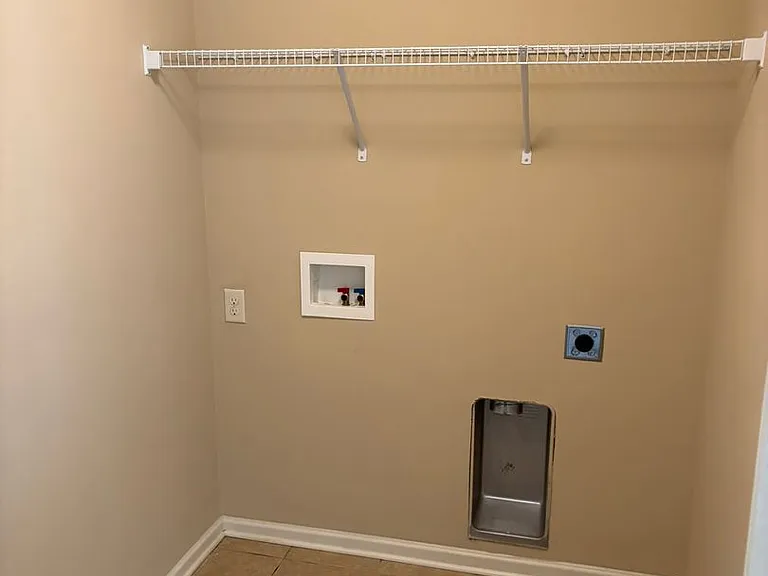 5982 Ivy Ridge Dr — Photo 17