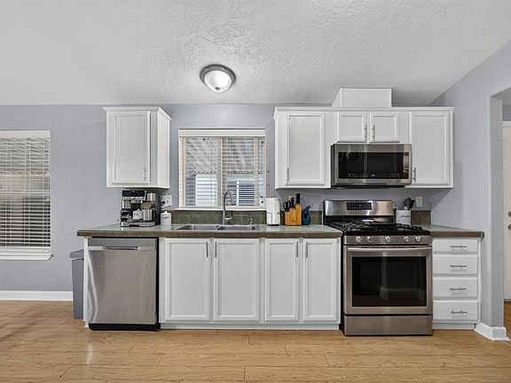 2nd image of 7781 La Fiesta Way