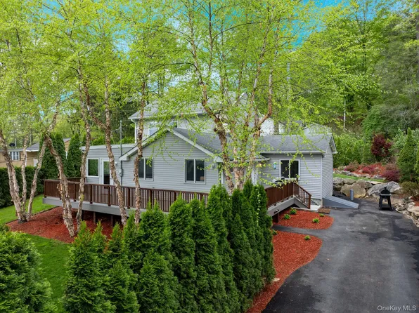 42 Taylor Road, Patterson, NY 12563