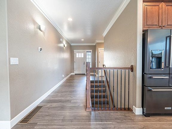3rd image of 2522 S Seabiscuit Dr