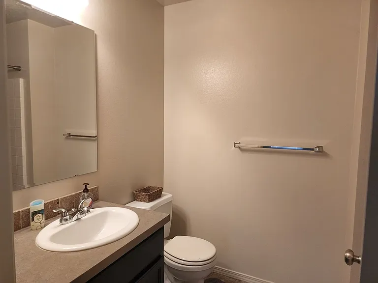 10001 W Irving St — Photo 8