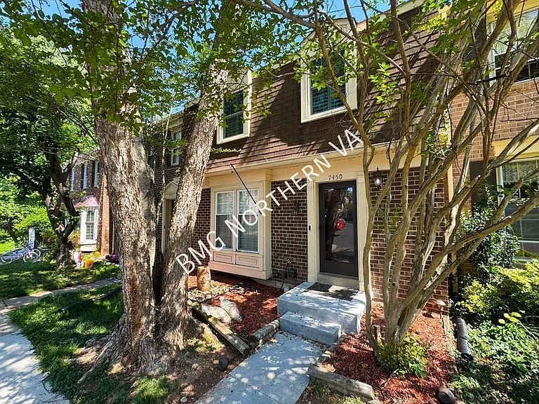 7450 Adams Park Ct — Photo 2