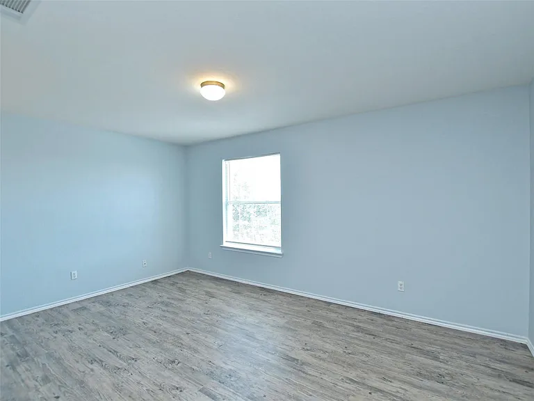 303 Banner Ave — Photo 16