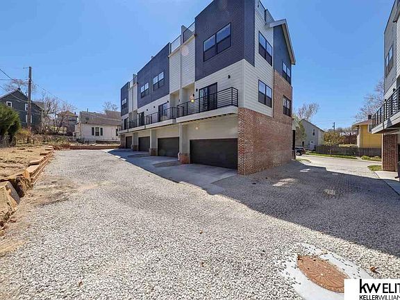 3rd image of 523 N 32nd St