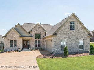 557 Walkers Way, Hernando, MS 38632