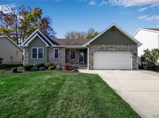 4392 Kathaleen St, Hamburg, NY 14075