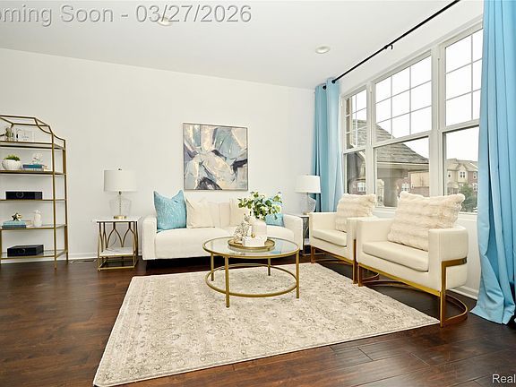 4th image of 2817 Hartwick Dr