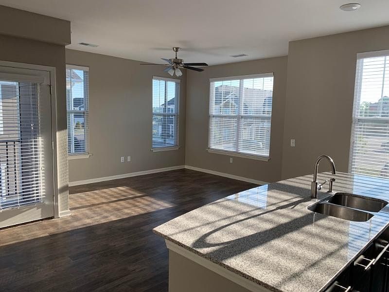 1st image of 1375 Park 33 Blvd APT 302