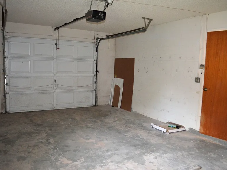 4413 Quintara St — Photo 20
