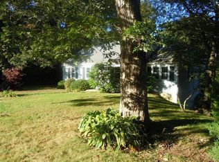 8 Tecumseh Rd, Sagamore Beach, MA 02562