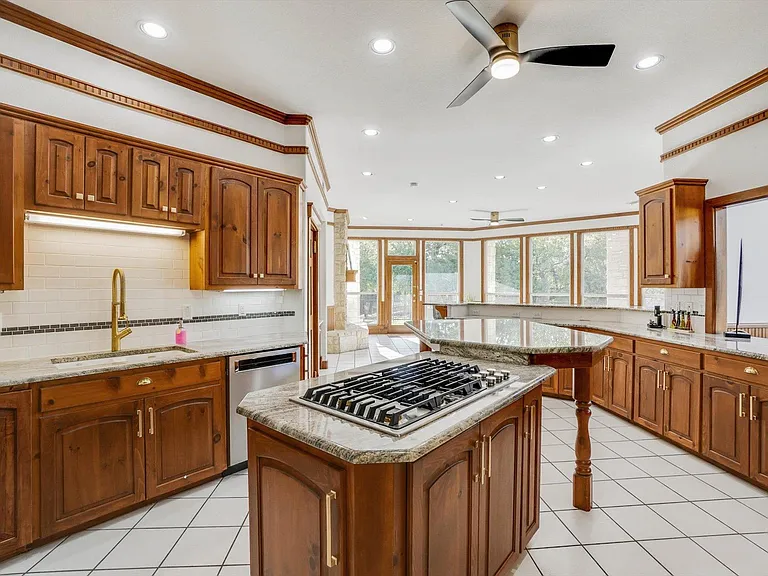 2161 Wynn Joyce Rd — Photo 18