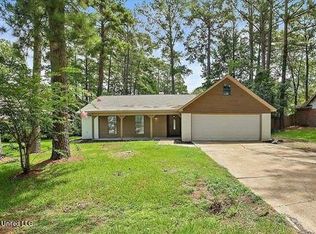 106 Boxwood Pl N, Brandon, MS 39047