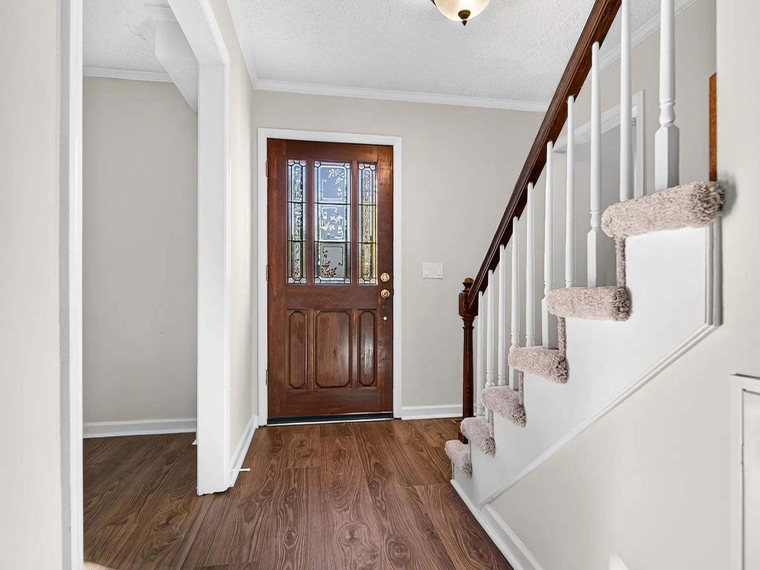 4 bed, 2.5 bath, 2800 sqft, $3,095 — Photo 4