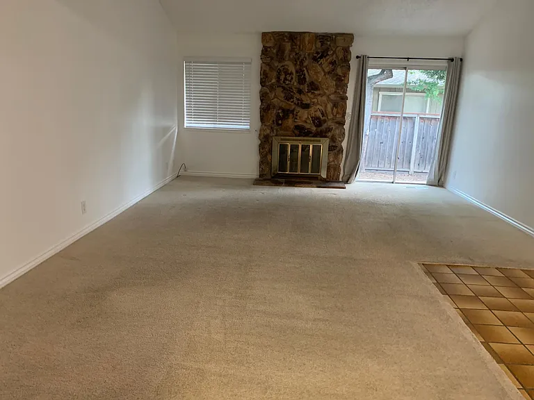 1277 E Fremont Ter — Photo 21