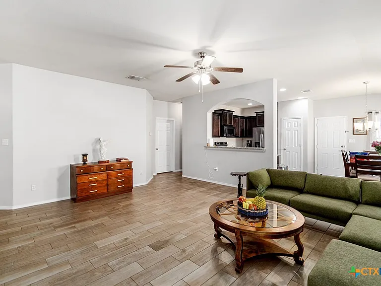 5634 Stonehaven Dr — Photo 16