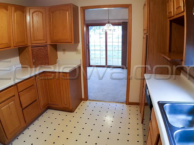 1504 Brookdale Ln NE — Photo 7