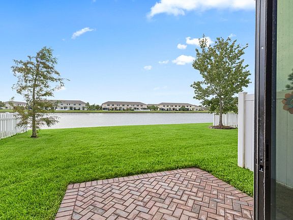 3rd image of 9908 E Villa Circle