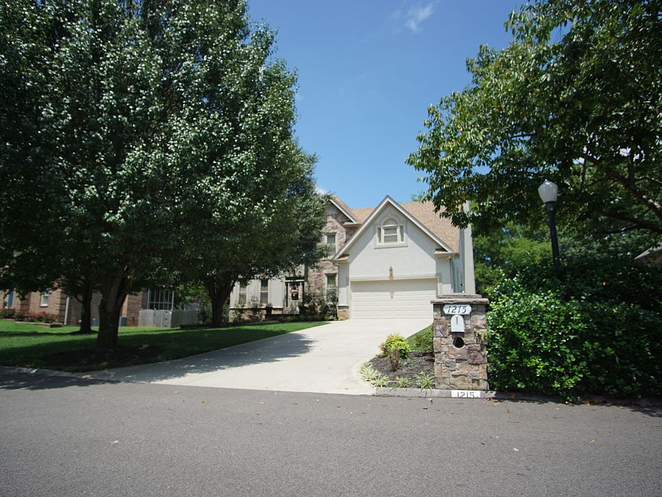 1st image of 1215 Harper Pl