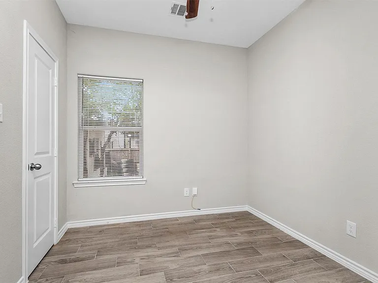 16706 E Hammon — Photo 16
