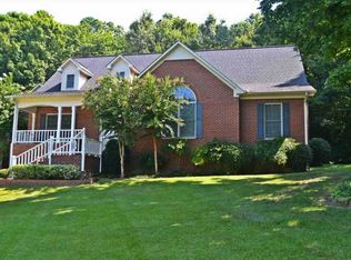 1458 Timberwalk Dr, Guntersville, AL 35976