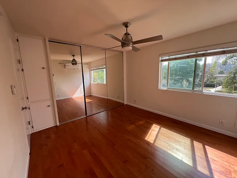 3335 Rowena Ave #1 — Photo 11