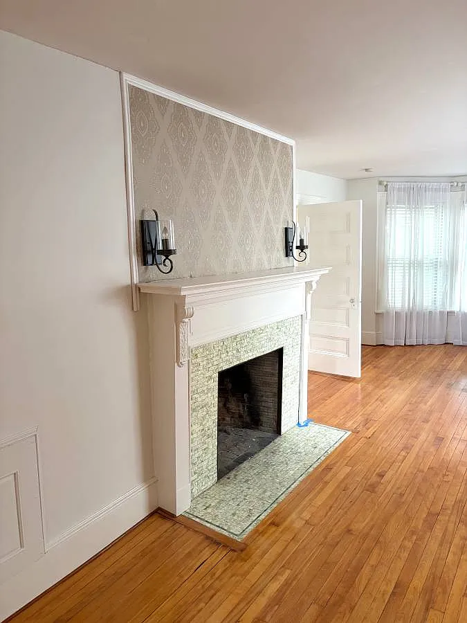 3 bed, 1600 sqft, $2,300 — Photo 1