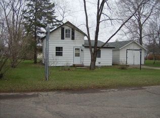 712 3rd St NE, Little Falls, MN 56345
