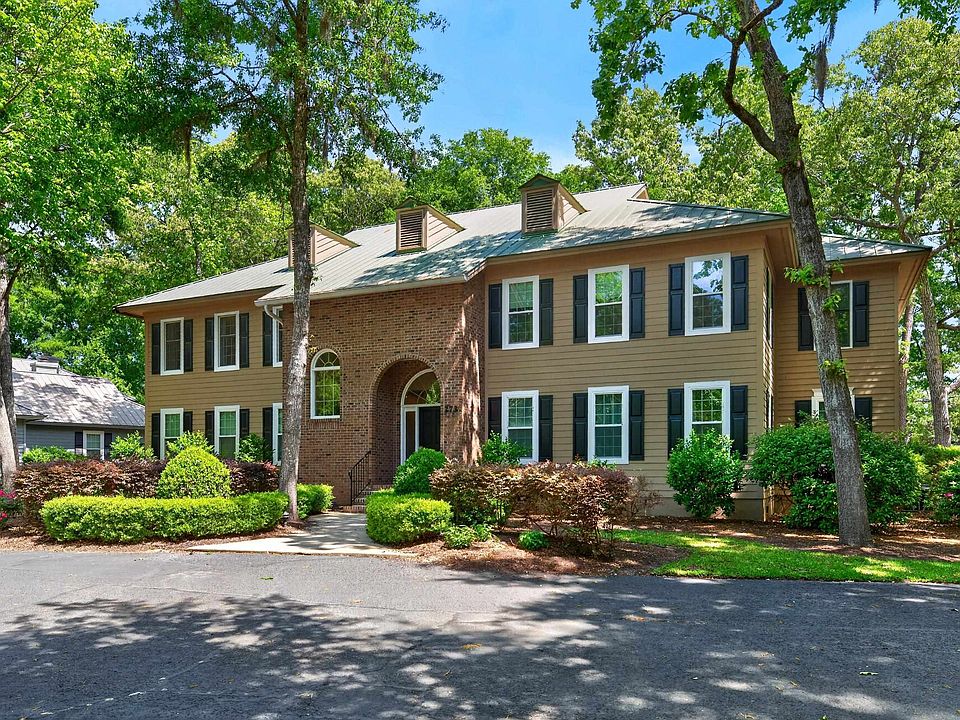 1st image of 273-3 Golden Bear Dr. #3