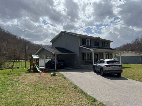 4239 State Route 825, Hagerhill, KY 41222