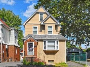 271 Carlton Ave, East Rutherford, NJ 07073