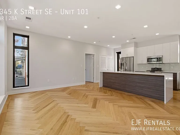 1345 K St SE #101 — Photo 10